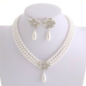 PEARL NECKLACE SET